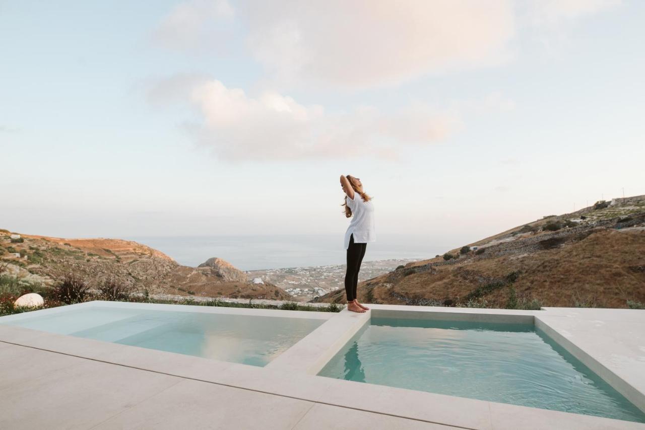 Santorini Sky, The Retreat Villa Pyrgos Kallistis Exterior photo